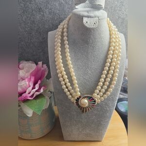 Pearl 3 Layer Necklace with Colorful Pendant